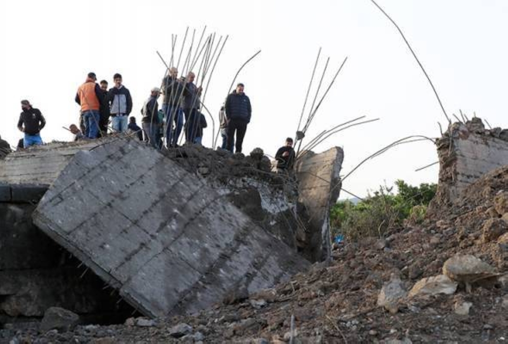 Tentera Israel melancarkan serangan udara di Lubnan pada Jumaat, beberapa jam selepas ia menyerang terowong di Gaza. - Foto:AP