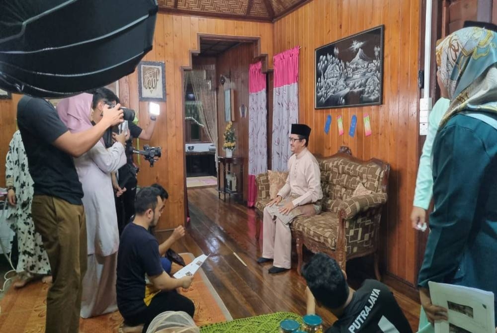 Proses pembikinan video iklan 'Bangkit Raya'.