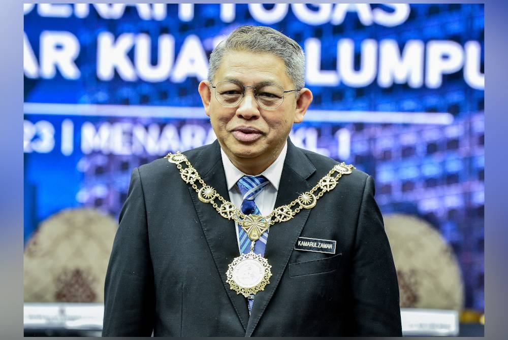 Kamarulzaman pada majlis serah terima tugas di Menara Dewan Bandaraya Kuala Lumpur pada Isnin. - Foto Bernama