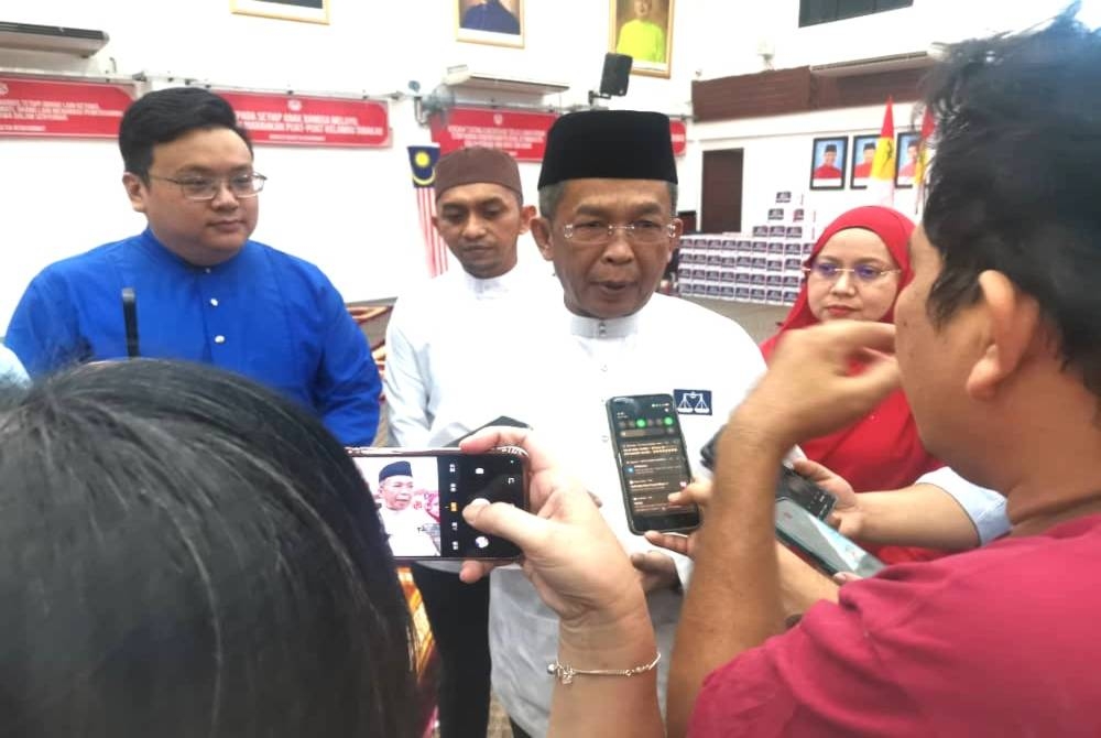 Jalaluddin ditemu bual pemberita pada Majlis Tautan Kasih dan Berbuka Puasa Bersama Kepimpinan UMNO Bahagian Jelebu di Kompleks UMNO Bahagian Jelebu pada Selasa.