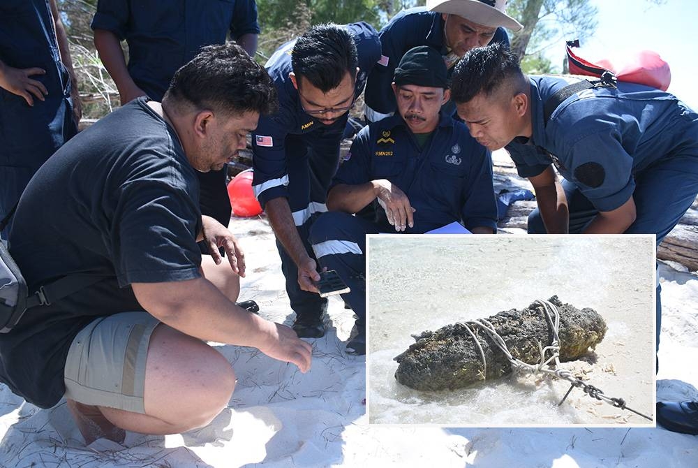 Pasukan Pemusnah Bom TLDM bersama PDRM memusnahkan bom lama dikenali sebagai UXO di Pulau Mantanani, Kota Belud, Sabah. (Gambar kecil: UXO)