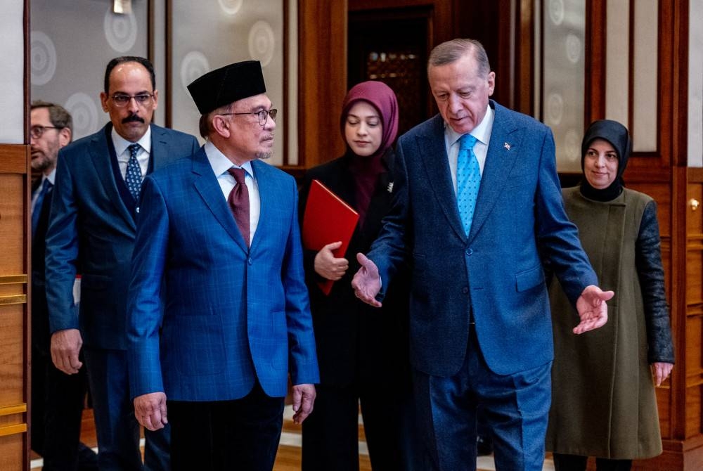 Anwar menzahirkan harapan agar Erdogan terus diberikan kekuatan dan kecergasan. - Foto Facebook Anwar Ibrahim