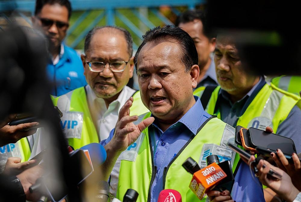 Alexander Nanta Linggi. - Foto Bernama.