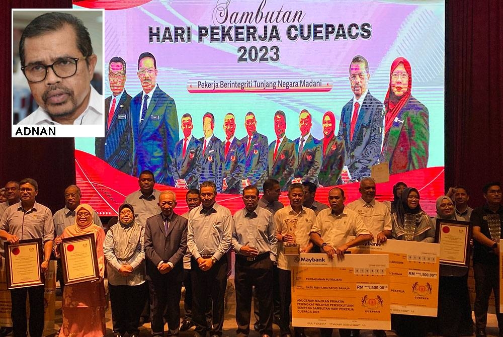 Seramai 10 orang pekerja daripada sektor awam telah menerima anugerah sempena Sambutan Hari Pekerja Cuepacs 2023 pada Isnin.