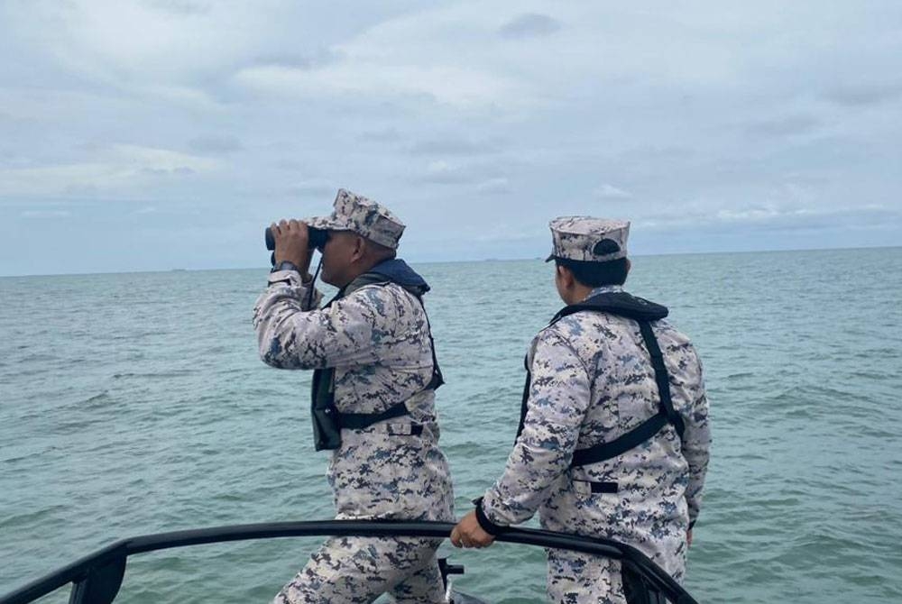 Agensi Penguatkuasaan Maritim Malaysia (Maritim Malaysia) Selangor menjalankan rondaan dan pemantauan 24 jam bagi mencegah sebarang elemen jenayah rentas sempadan.