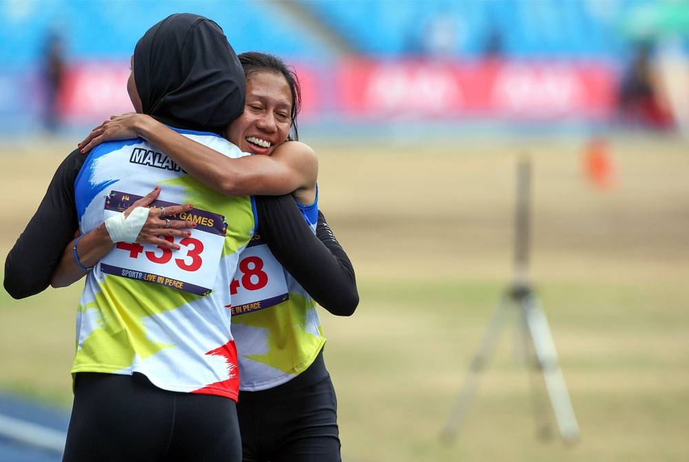 Zaidatul menamatkan kemarau enam tahun pingat acara 200 meter (m) wanita selepas merangkul gangsa pada Sukan SEA 2023, di sini pada Isnin.- Foto Bernama.