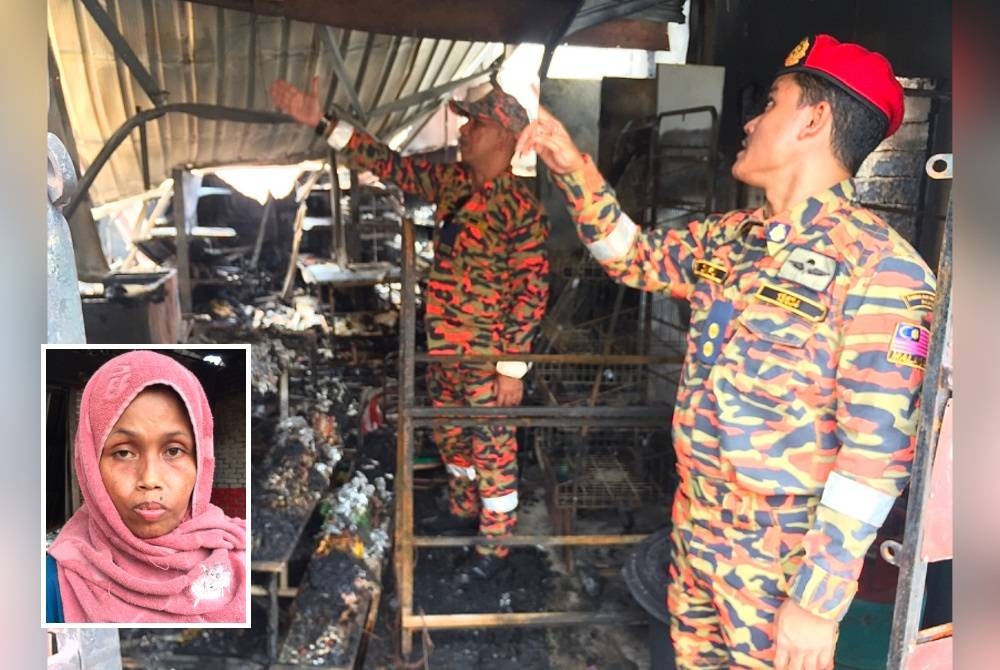 Mohd Zulkifli (kanan) melihat kesan kebakaran kedai runcit di Tanah Merah. (Gambar kecil: Eufiza)