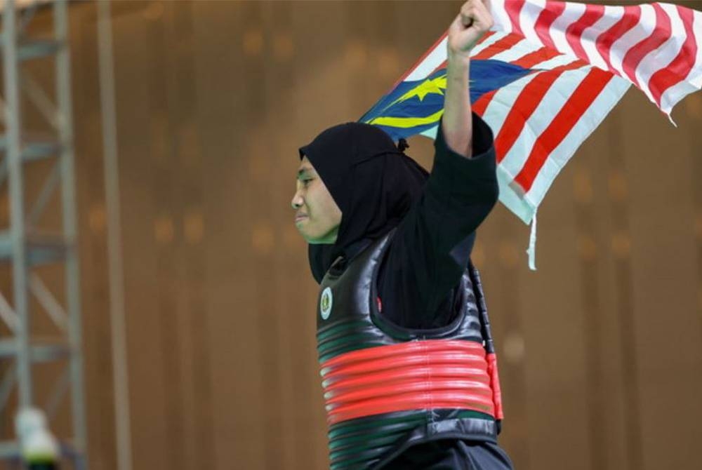 Reaksi Norsyakirah selepas menentang atlet Indonesia dalam acara akhir kategori Putri bawah 45kg pada Sukan SEA 2023 Phnom Penh Kemboja di Chroy Changvar Convention Center pada Rabu. - Foto Bernama