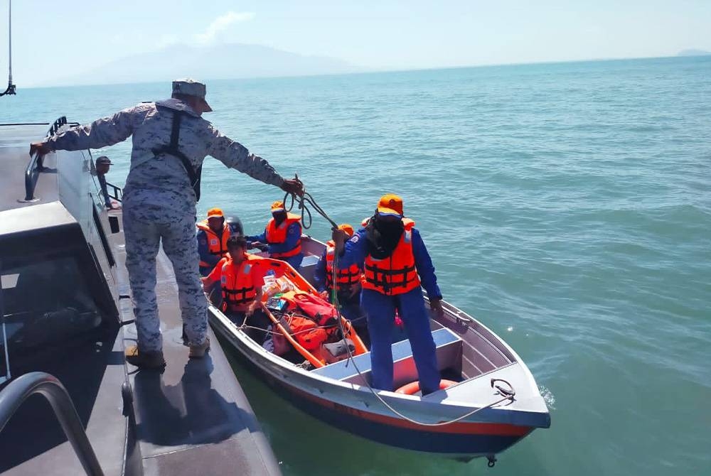 Ops Carilamat digerakkan bagi mencari nelayan yang hilang di kedudukan 1.8 batu nautika barat daya Pulau Bidan, di Kuala Kedah pada Khamis.