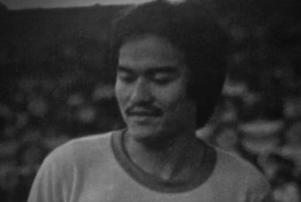 Allahyarham Adnan merupakan bekas ketua pasukan negara bermula 1980 hingga 1986.