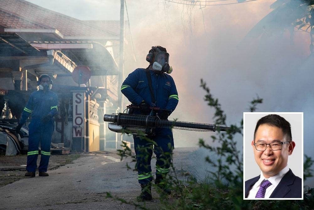 Aktiviti pemusnahan tempat pembiakan kini giat dijalankan oleh anggota kesihatan membabitkan di dalam dan luar rumah. - Gambar hiasan (Gambar kecil: Tian Soon)