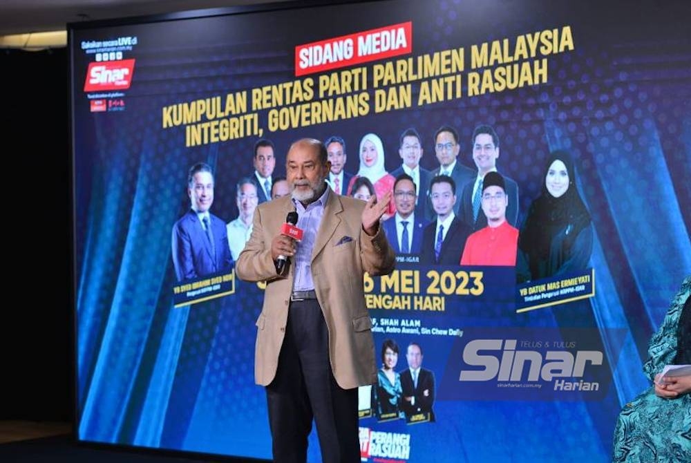 Syed Hamid Albar ketika program Kumpulan Rentas Parti Parlimen Malaysia (KRPPM) Integriti, Governans dan Anti Rasuah (IGAR) bertempat di Kumpulan Karangkraf pada Selasa.