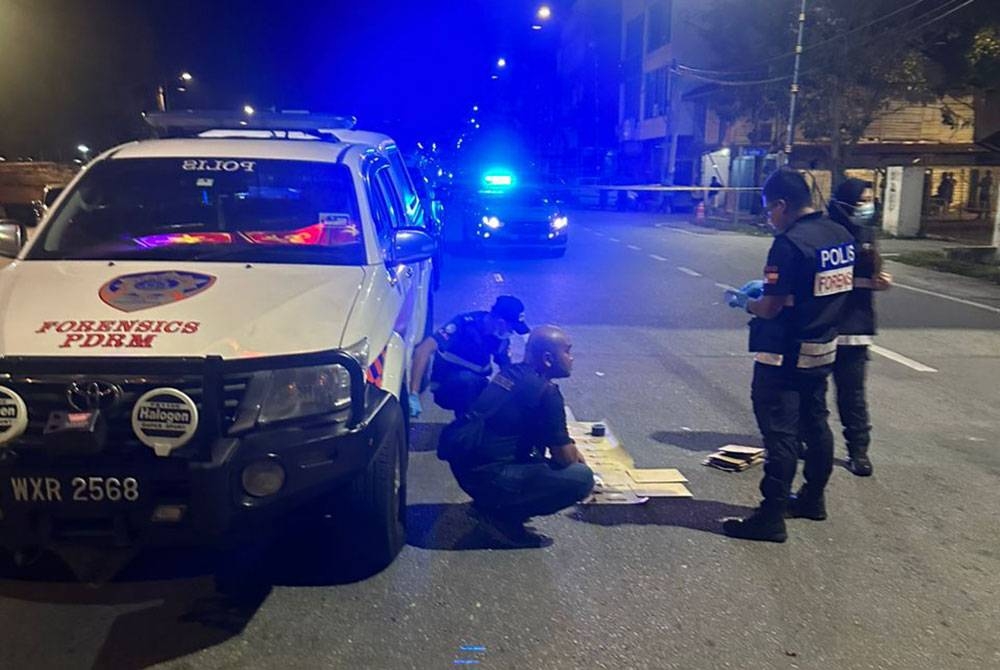 Polis buru empat lelaki untuk siasatan kes tembak mati berhampiran Balai Polis Sungai Jarom, Kuala Langat pada Khamis.