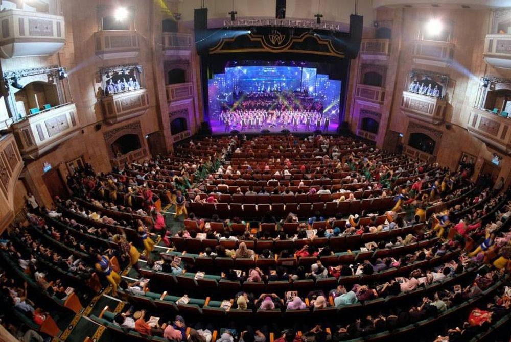 Istana Budaya akan ditutup sepenuhnya selama dua tahun bermula 1 Januari 2024 hingga 1 Januari 2026, bagi membolehkan kerja-kerja menyelenggara dan membaik pulih bahagian luar bangunan ikonik itu. - Foto Bernama