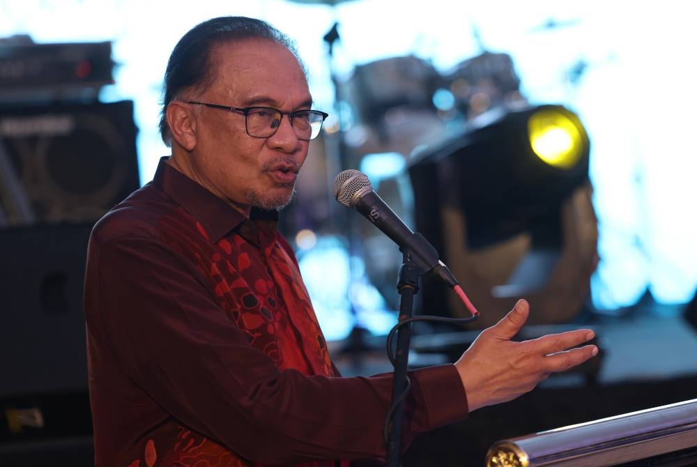 Anwar ketika berucap semasa Resepsi Persidangan Maritim Antarabangsa bersempena LIMA ‘23 pada Rabu. - Foto Bernama