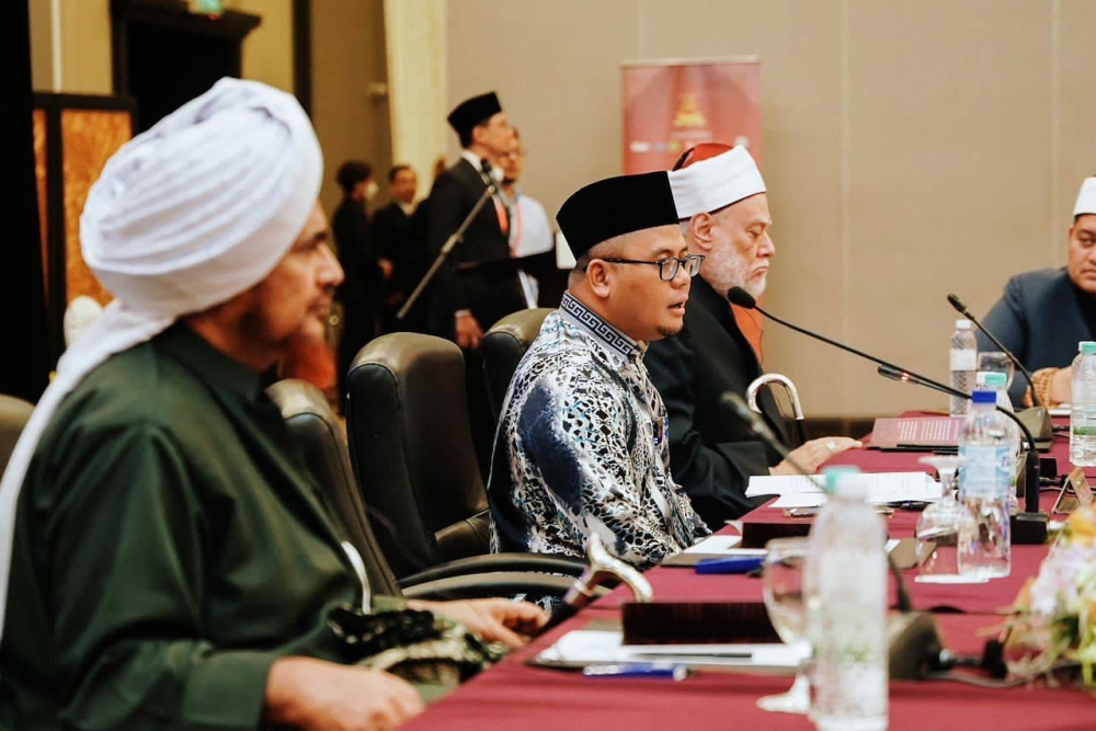 Amirudin berucap merasmikan Program Muzakarah Ulama Umara sempena Festival Turath Islami Selangor 2023 di sebuah hotel di Shah Alam pada Khamis.