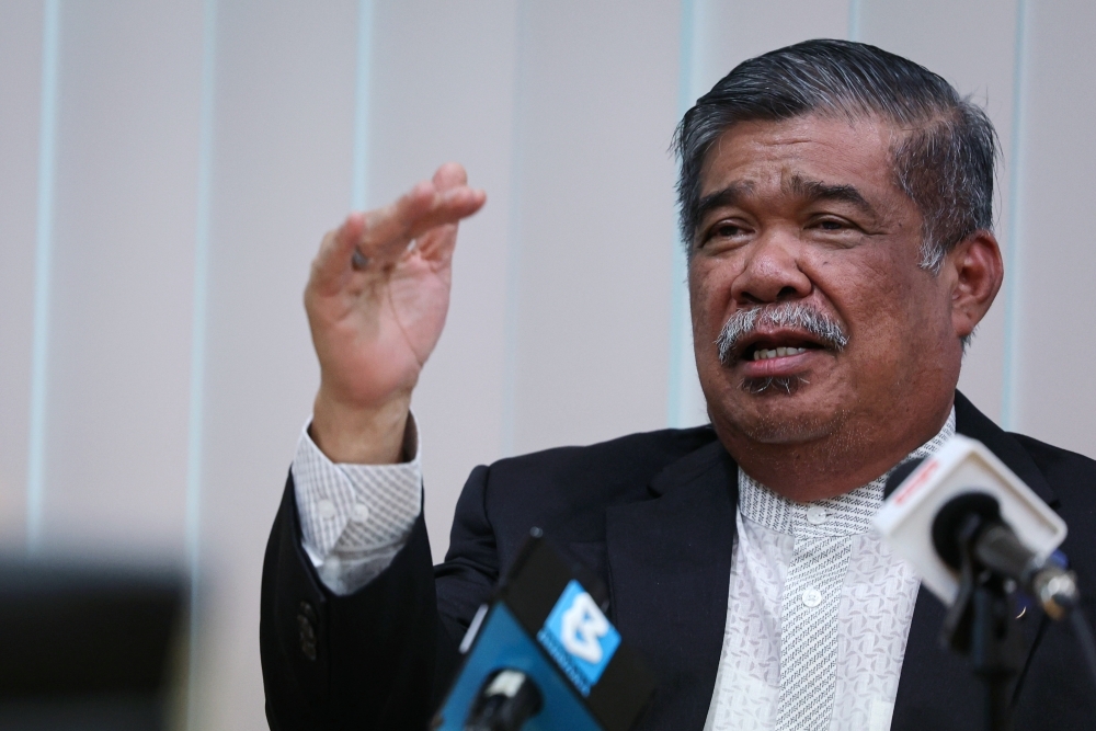 Mohamad Sabu. - Foto Bernama