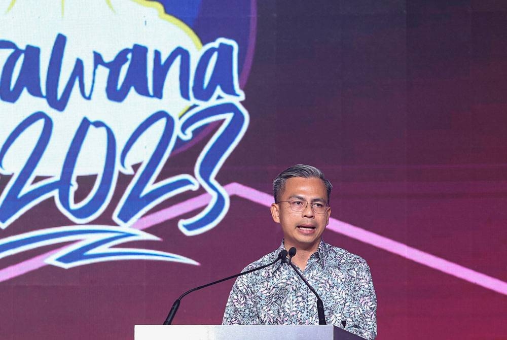 Fahmi berucap pada sambutan kemuncak Hari Wartawan Nasional 2023 di Hotel Casuarina pada Ahad. - Foto Bernama