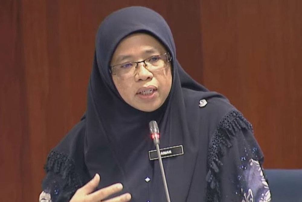 Aiman Athirah menjelaskan penggubalan rang undang-undang itu bertujuan melindungi warga emas di Malaysia.