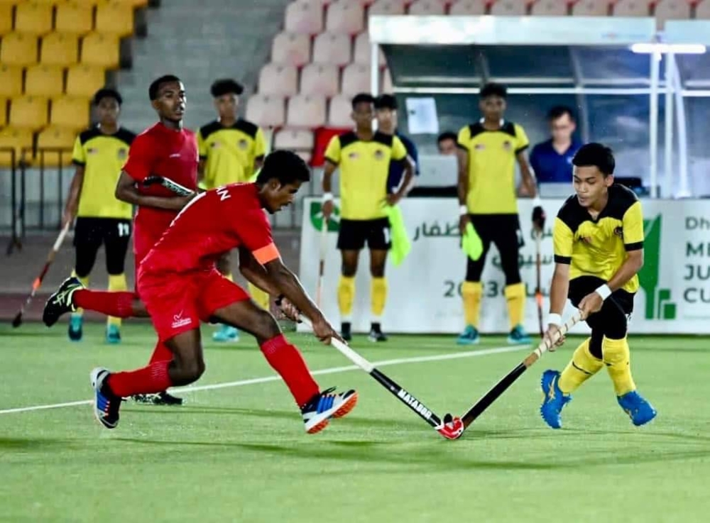 Antara aksi Kumpulan B Piala Remaja Asia 2023, Malaysia menentang Oman di Kompleks Belia Sultan Qaboos, Salalah, Oman. - Foto Asian Hockey Federation
