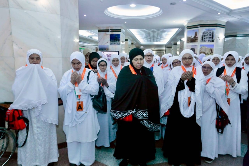 Jemaah haji yang tiba secara berperingkat di Makkah.