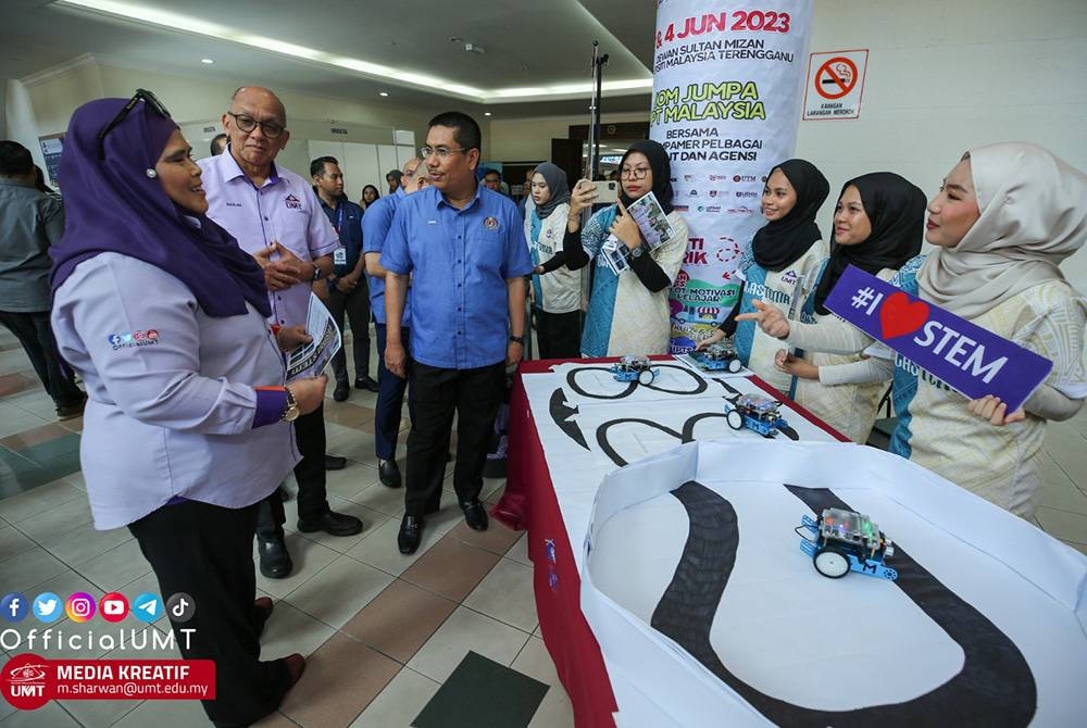 UMT menawarkan program baharu iaitu Asasi STEM Antarabangsa yang dijangka mula ditawarkan pada kemasukan Ogos 2023.