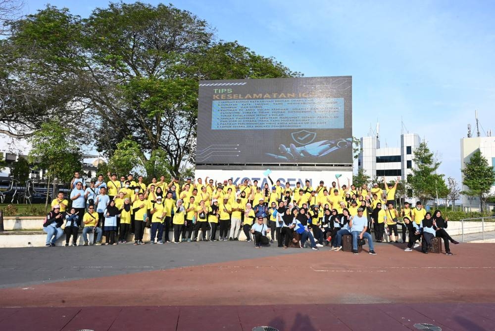 Peserta Pertandingan 10,000 Langkah PJ-ICT Hunt 2023 yang berlangsung pada Sabtu.