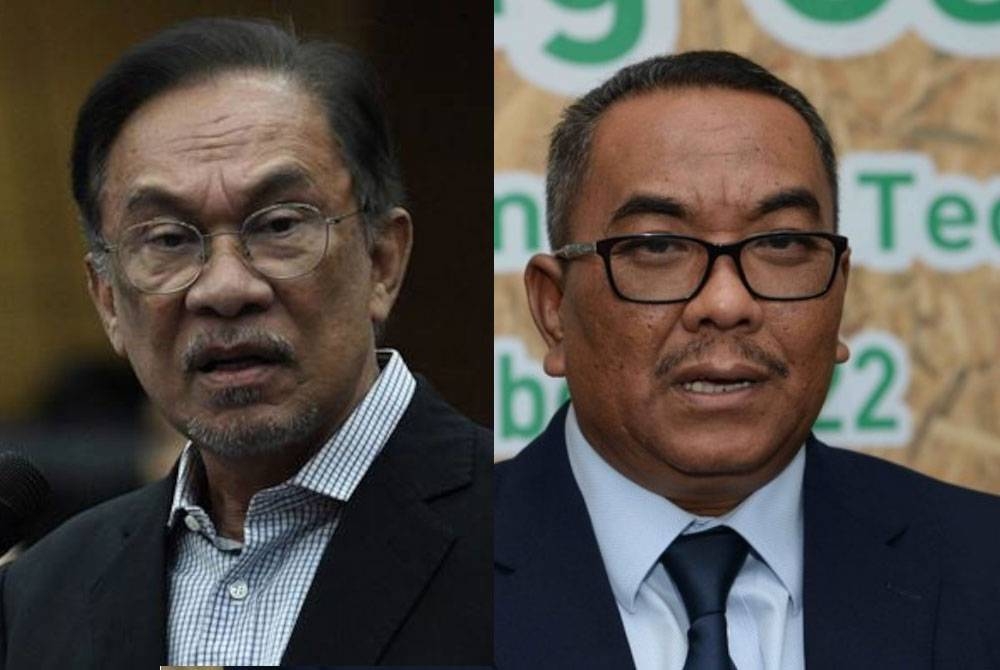 Anwar (kiri) membantah permohonan difailkan Sanusi (kanan) supaya Mahkamah Tinggi menentukan persoalan undang-undang berkaitan pengampunan diraja yang diberikan kepada PM itu, lima tahun lepas.