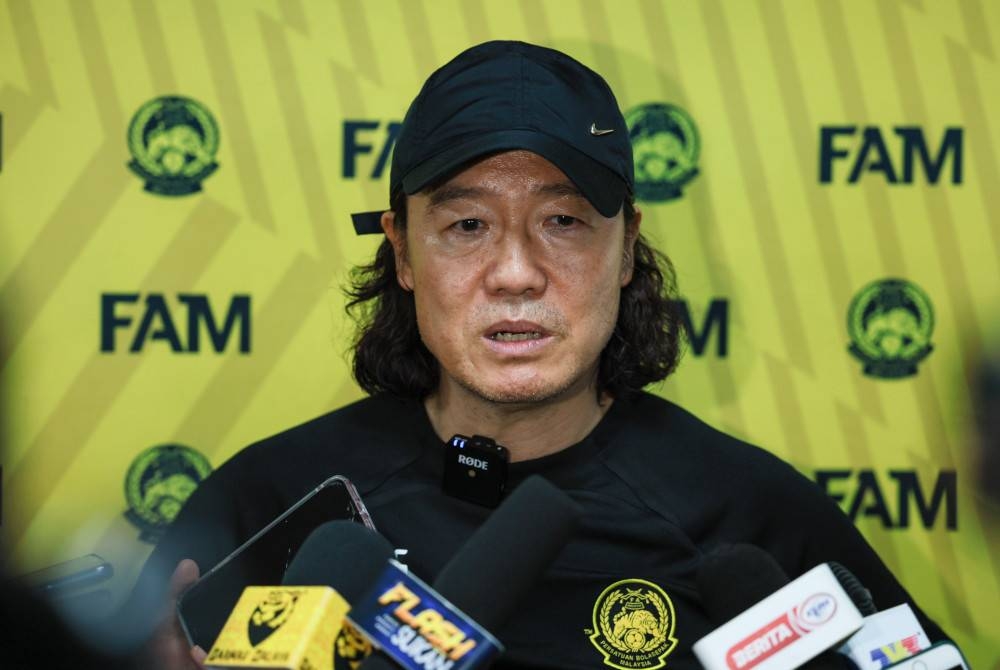 Pan-gon ditemu bual wartawan semasa ditemui pada sesi latihan menjelang perlawanan Persahabatan Antarabangsa Tier 1 di Stadium Sultan Mizan Zainal Abidin, Gong Badak, hari ini. - Foto Bernama