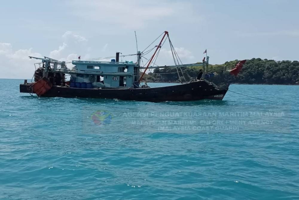 Dua Bot Nelayan Tujuh Kru Ditahan Ceroboh Taman Laut Sinar Harian 0253