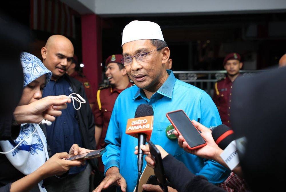 Takiyuddin semasa sidang akhbar selepas ditemui di Ceramah Mega Gelombang Kebangkitan Rakyat di Dataran Warisan Stadium Sultan Muhammad IV, Kota Bharu pada Ahad.