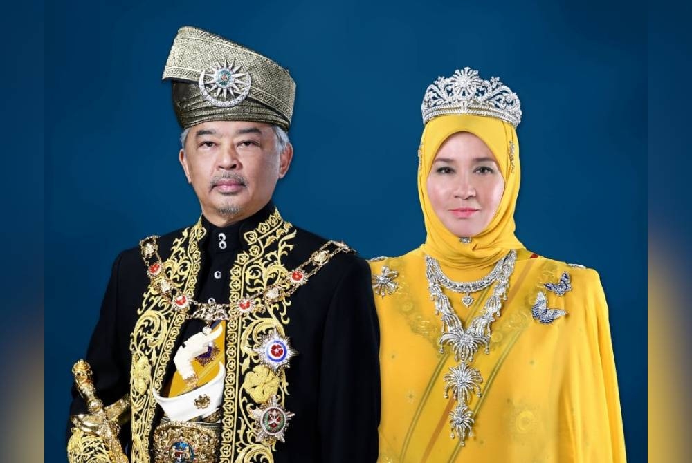 Agong dan permaisuri bangga dengan pencapaian atlet Para dalam APG Kemboja 2023 di Phnom Penh baru-baru ini. - Foto Agensi