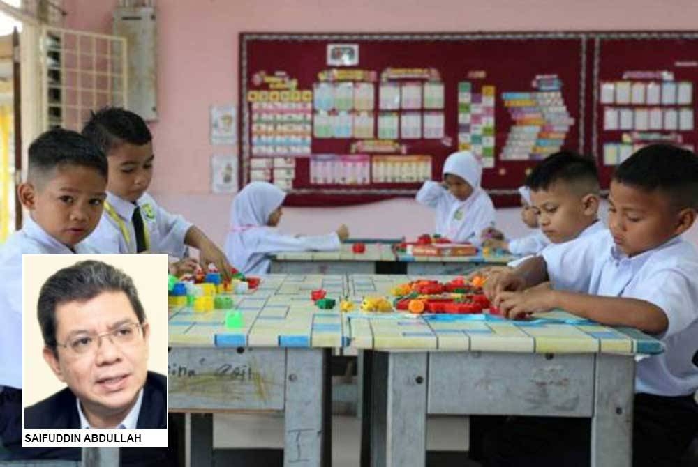 Masanya telah tiba untuk kita memperbaharui dan meningkatkan iltizam untuk memperkasa penghayatan budaya ilmu bagi membangunkan masyarakat dan negara yang berteraskan ilmu.(Gambar hiasan) - Foto Bernama