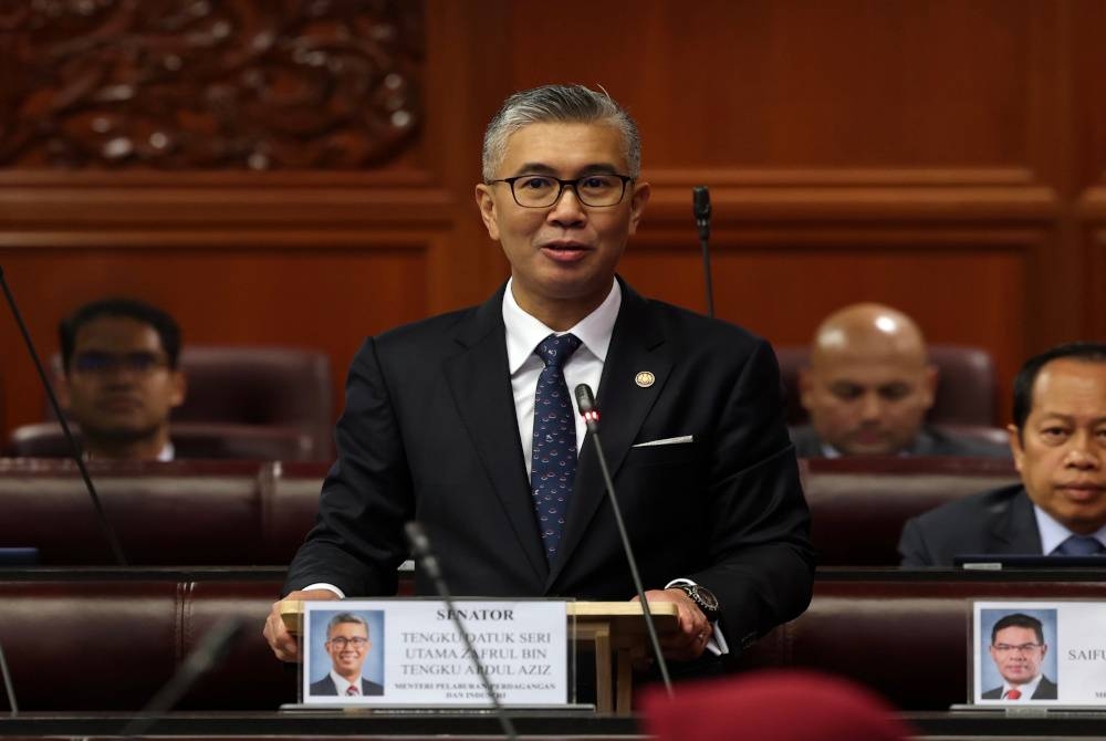 Tengku Zafrul ketika menghadiri Persidangan Dewan Negara di Bangunan Parlimen, pada Isnin. - Foto Bernama