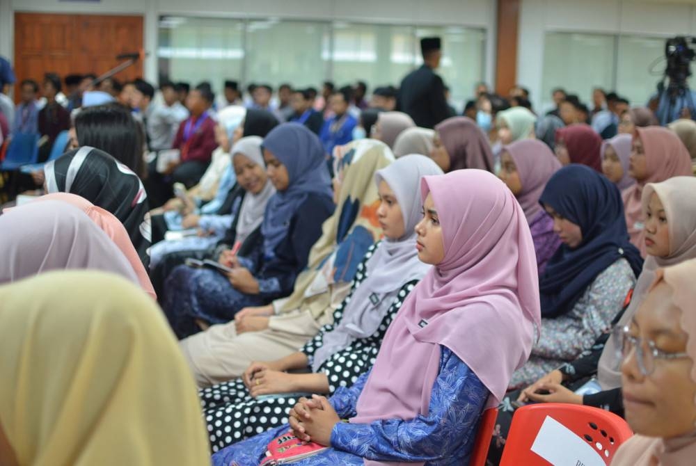 KSM dan KPT harus bekerjasama bagi mencari penyelesaian terbaik permasalahan membabitkan kebajikan mahasiswa yang menjalani latihan industri. - Gambar hiasan.