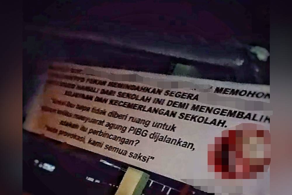 Tangkap layar dari video Nur Farahin memuat naik rakaman video secara langsung pada malam Ahad.