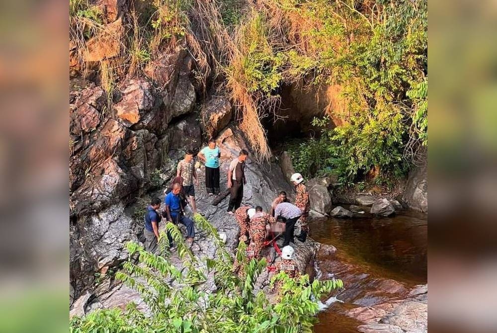 Seorang lelaki dilaporkan parah selepas terjatuh pada ketinggian lebih 15 meter semasa mandi di Air Terjun Seri Perigi, Yan.