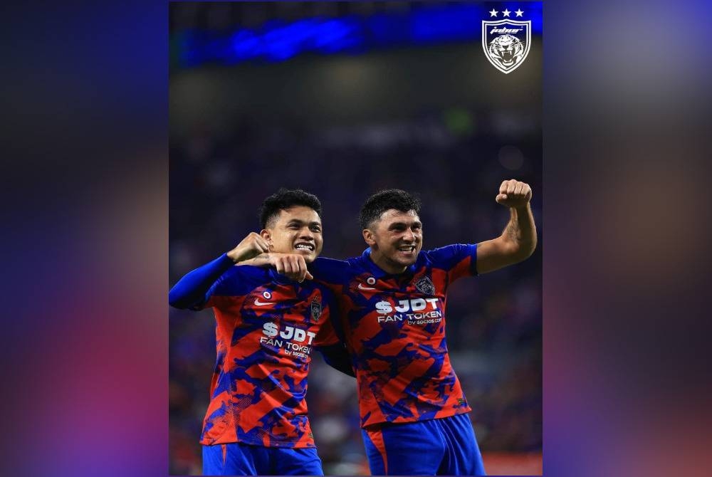 Arif Aiman (kiri) dan Fernando Forestieri meledakkan jaringan buat JDT pada aksi separuh akhir Piala FA 2023 pada Isnin. - Foto FB Johor Southern Tigers