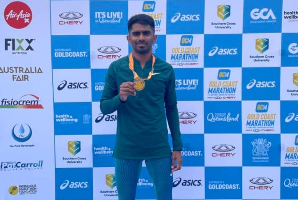 Prabudass mencatat masa 1:06.53s pada perlumbaan sejauh 21.0975km dalam saingan Gold Coast Marathon di Queensland pada Sabtu. Foto Facebook Prabudass Krishnan