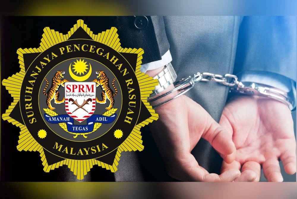 Seorang CEO sebuah koperasi bergelar Datuk ditahan SPRM kerana menerima suapan lebih RM250,000.