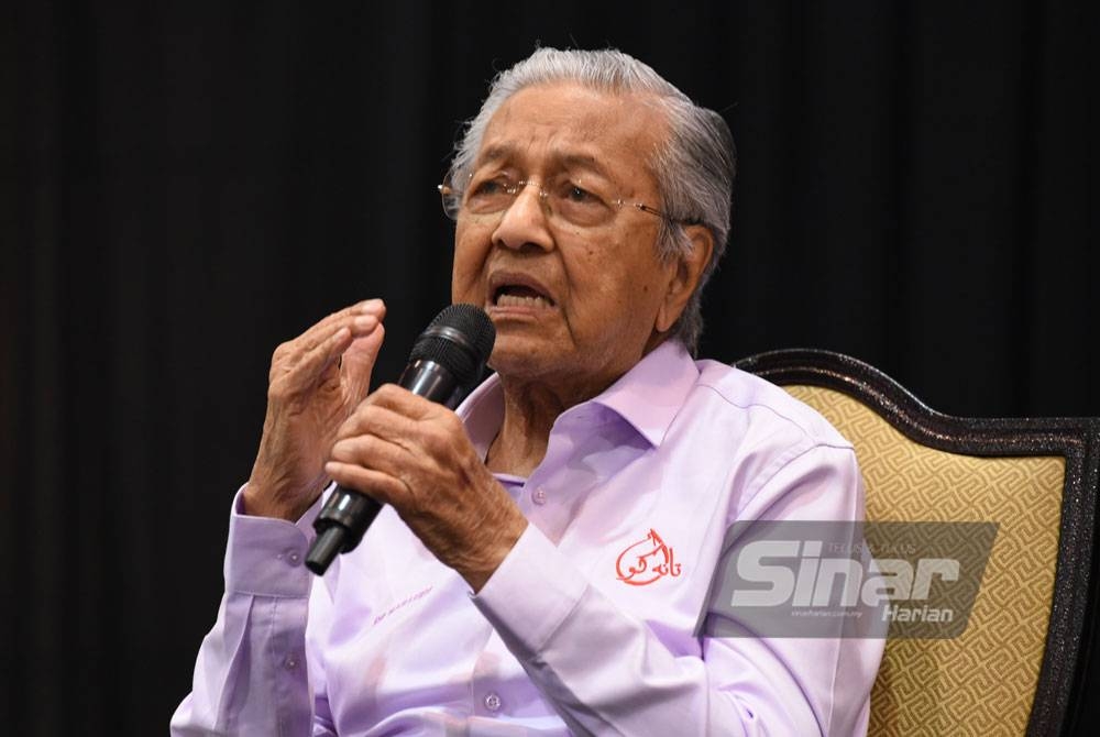 Tun Dr Mahathir Mohamad - FOTO MOHD RAFIQ REDZUAN HAMZAH