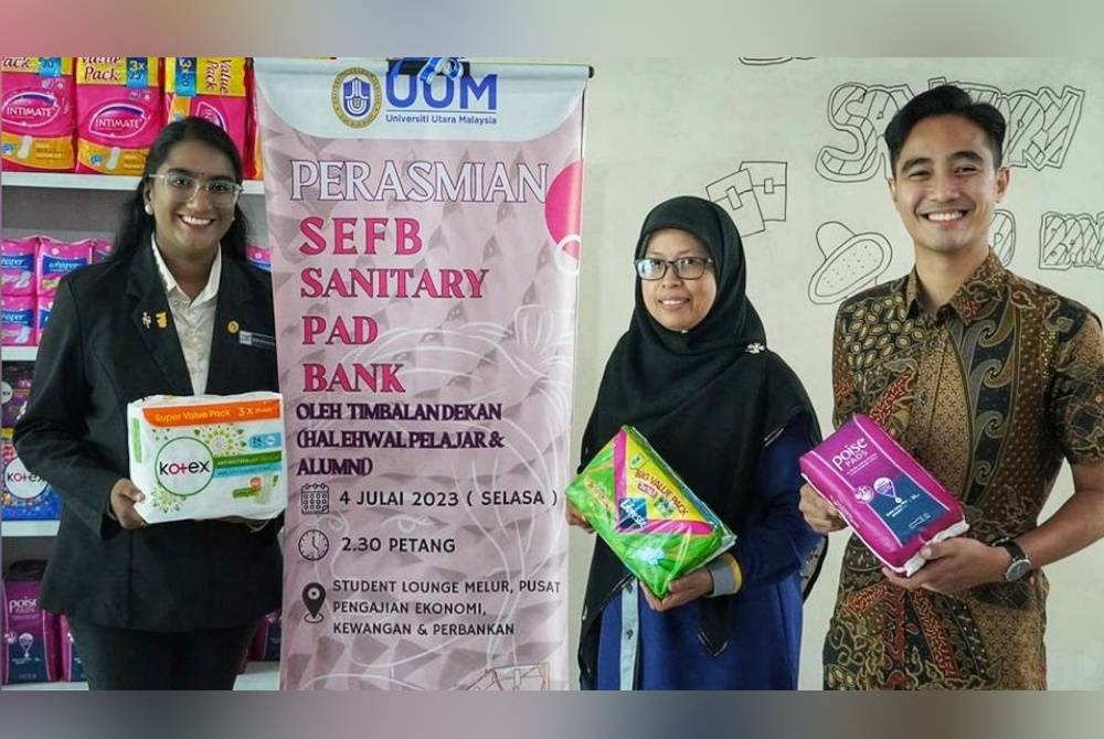 Dari kiri; Khausalya, Timbalan Dekan (Hal Ehwal Pelajar dan Alumni) SEFB, Dr Zalina Zainal dan Yang Dipertua MPP UUM, Muhammad Izuan Faiz Abdul Rahman ketika perasmian SEFB Sanitary Pad Bank pada 4 Julai lalu.