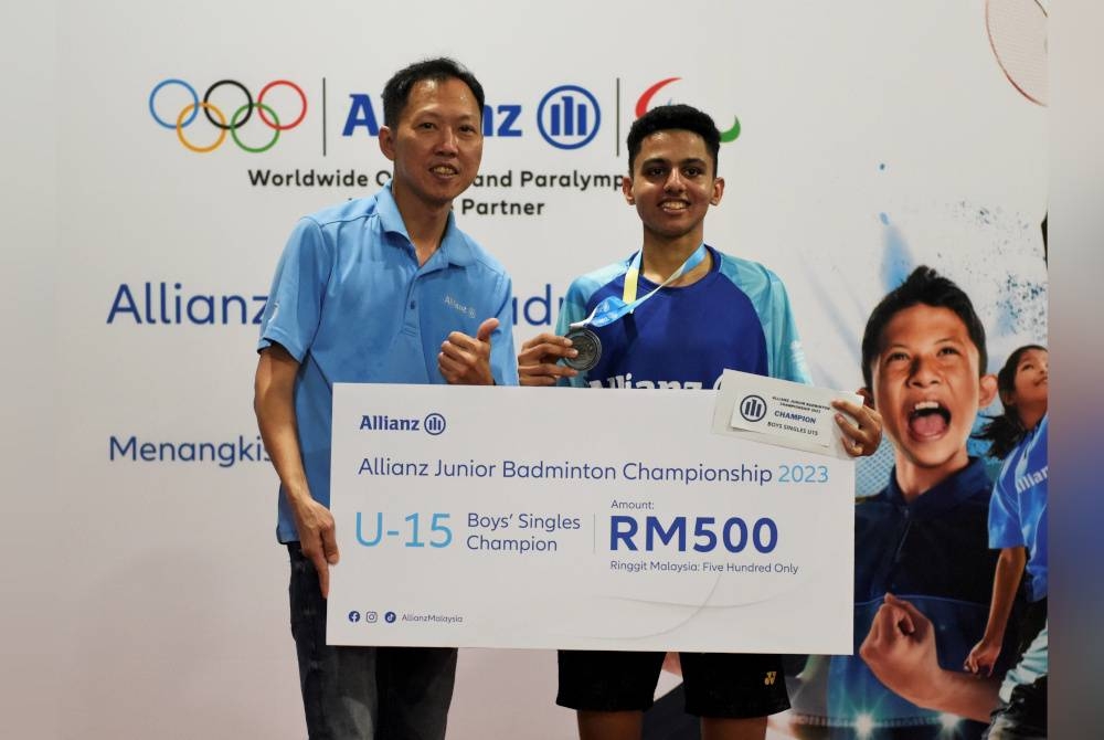 Arshdip (kanan) mengungguli acara perseorangan dan beregu lelaki AJBC di Kuala Lumpur pada Ahad. - Foto Allianz