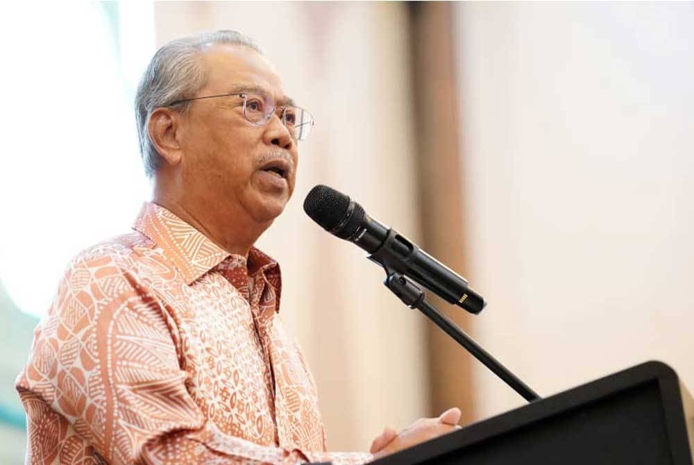 Muhyiddin menyampaikan ucapan pada Konvensyen Profesional Malaysia 2.0 yang diadakan di Ideal Convention Centre, Shah Alam. - Foto SINAR HARIAN/ ROSLI TALIB