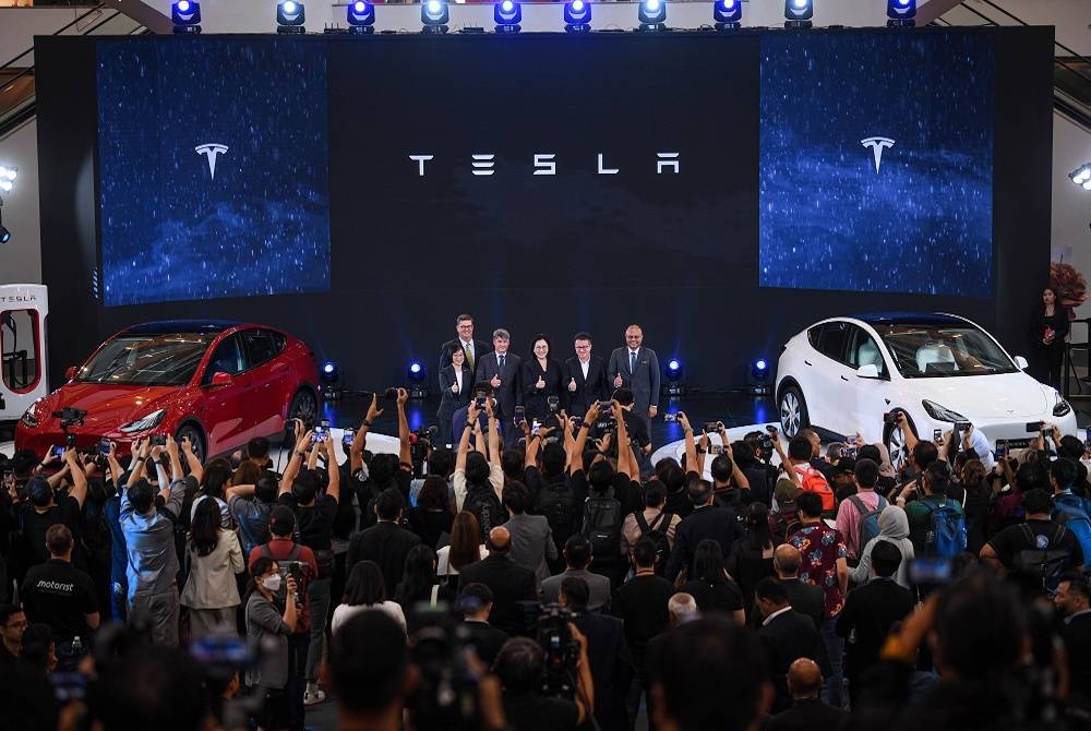 Kenderaan utiliti sukan elektrik (SUV) Tesla Malaysia serba baharu, Model Y telah membuat penampilan sulungnya di Malaysia pada Khamis. - Foto Bernama