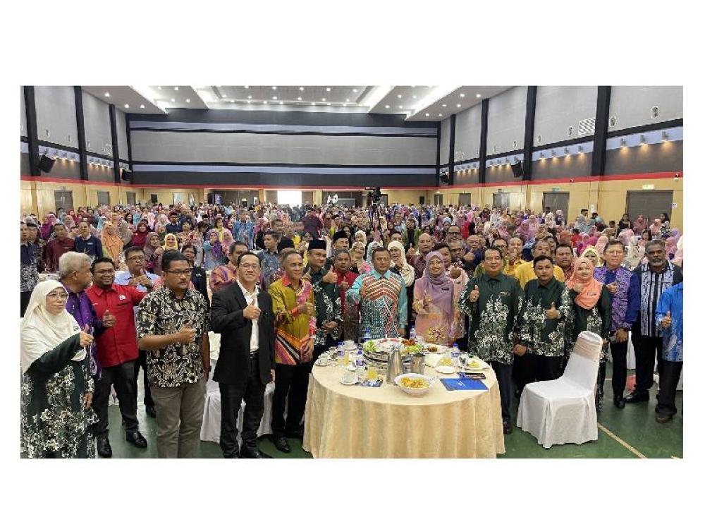 Israk Solutions Sdn Bhd berharap bahawa inisiatif ini akan lebih memperkukuhkan penggunaan teknologi dalam pendidikan dan memberikan manfaat besar kepada guru dan pelajar di Selangor.