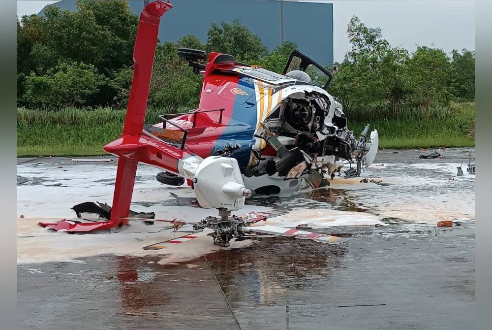 Kemalangan melibatkan sebuah helikopter di Institut Teknologi Penerbangan Malaysia Universiti Kuala Lumpur (UniKL MIAT), dekat Lapangan Terbang Sultan Abdul Aziz Shah, Subang pada Sabtu.