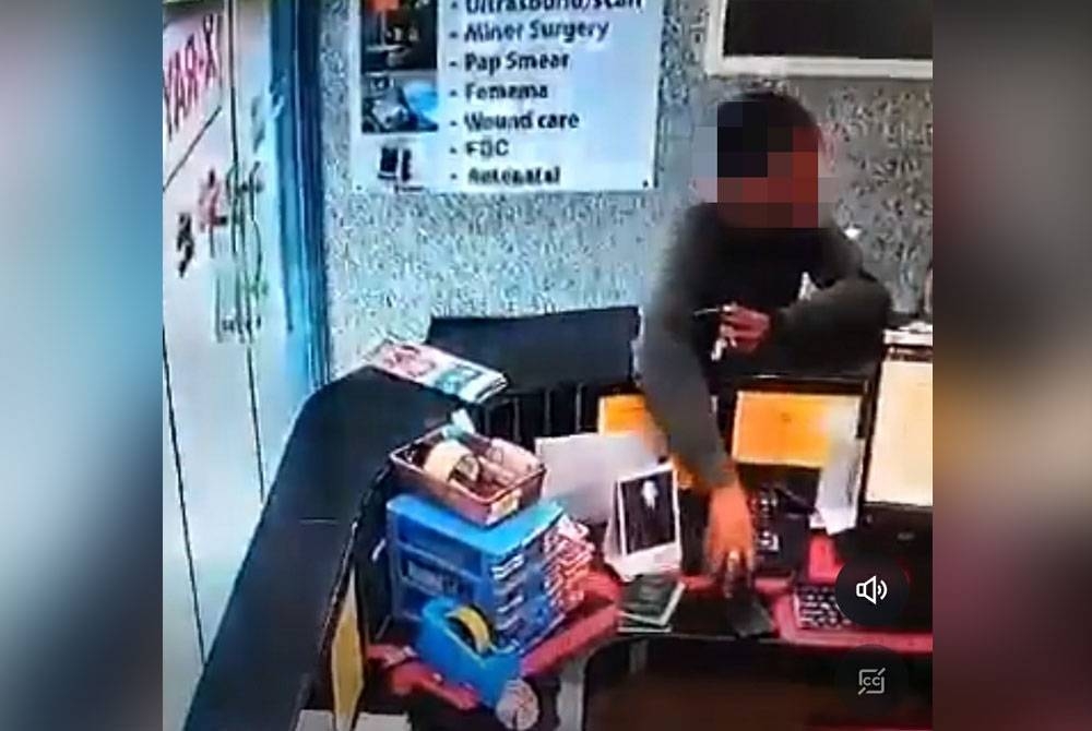 Video tular yang memaparkan seorang lelaki mencuri telefon bimbit di sebuah klinik swasta, di Taman Prima Sri Gombak, Batu Caves, pada Rabu.