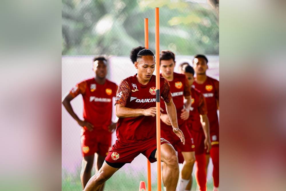 Barisan pemain Selangor sudah bersedia menghadapi JDT di Stadium Sultan Ibrahim pada Sabtu.