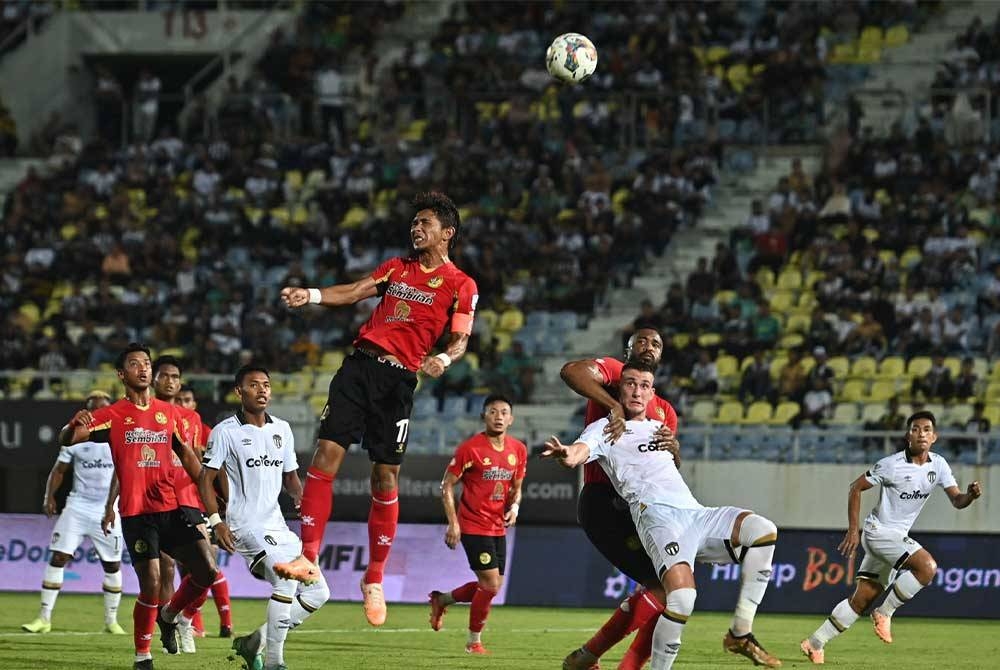 Terengganu, Negeri Sembilan sama padu